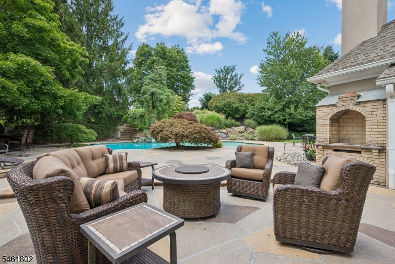 37 Colts Glen Lane Bernards NJ 07920