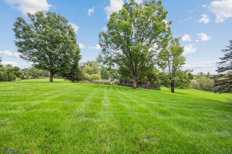 37 Colts Glen Lane Bernards NJ 07920