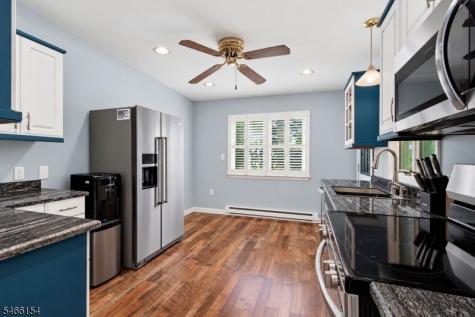 6 Sunset Drive Green NJ 07821