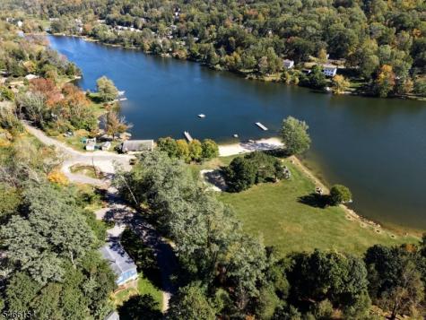 6 Sunset Drive Green NJ 07821