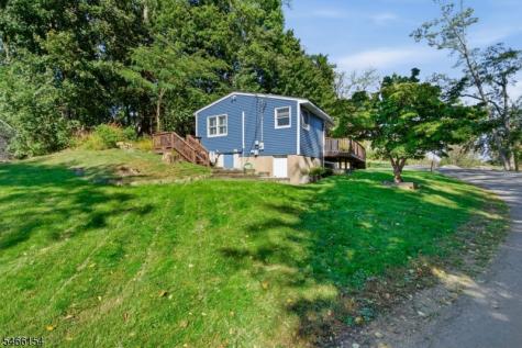 6 Sunset Drive Green NJ 07821