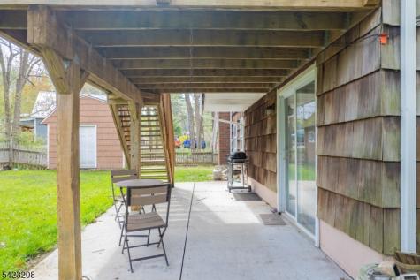 678 Morsetown Road West Milford NJ 07480