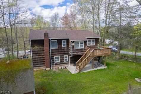 678 Morsetown Road West Milford NJ 07480