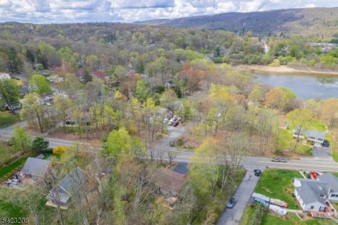 678 Morsetown Road West Milford NJ 07480
