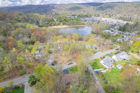 678 Morsetown Road West Milford NJ 07480