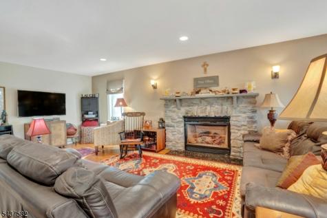 237 Cedar Lane River Vale NJ 07675