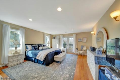 237 Cedar Lane River Vale NJ 07675