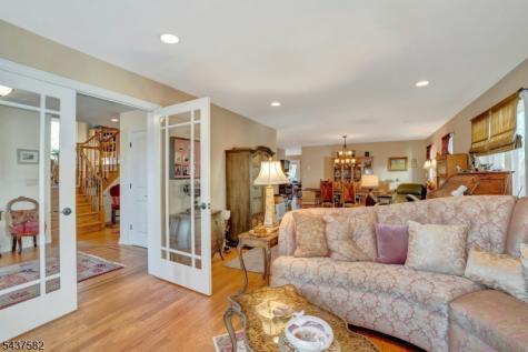 237 Cedar Lane River Vale NJ 07675
