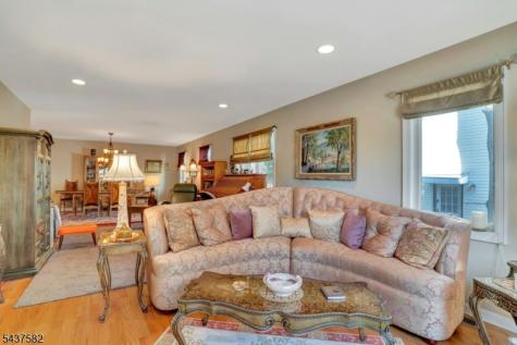 237 Cedar Lane River Vale NJ 07675