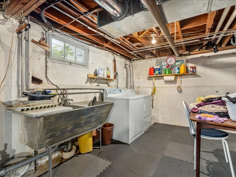 806 Pinewood Road Union NJ 07083