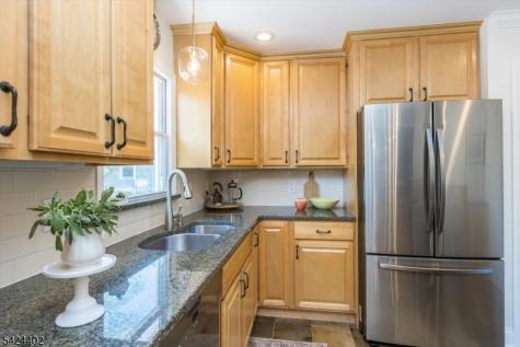 30 Bellaire Drive Montclair NJ 07042