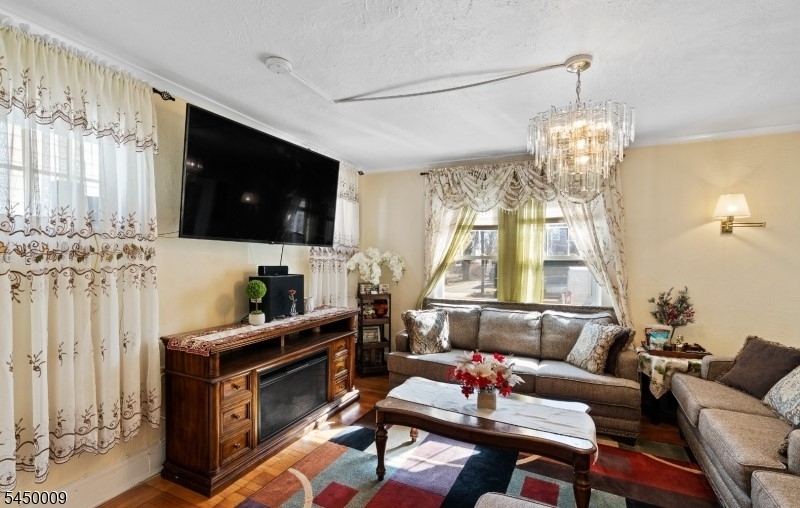 884 Townley Avenue Union NJ 07083