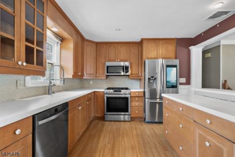 334 Pine Street Pompton Lakes NJ 07442
