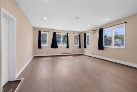 334 Pine Street Pompton Lakes NJ 07442