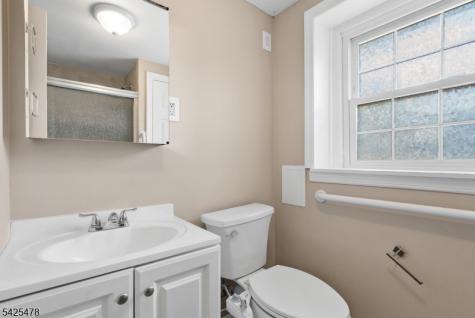 334 Pine Street Pompton Lakes NJ 07442
