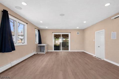 334 Pine Street Pompton Lakes NJ 07442