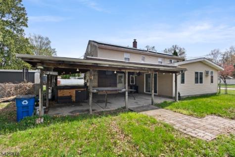 334 Pine Street Pompton Lakes NJ 07442