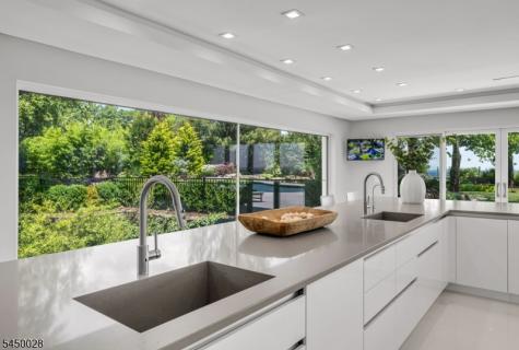 349 Crestmont Road Cedar Grove NJ 07009