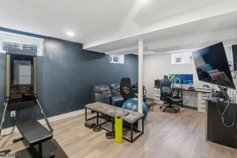 60 Melody Hill Road Clifton NJ 07013
