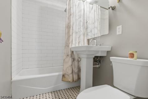 60 Melody Hill Road Clifton NJ 07013