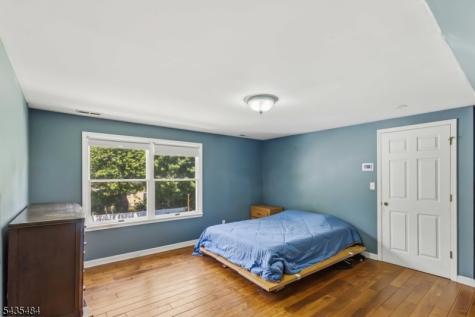 60 Melody Hill Road Clifton NJ 07013