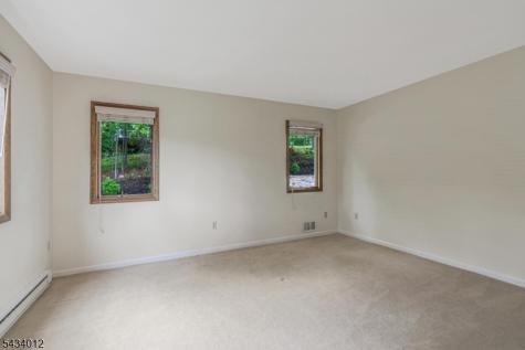 8 Deerwood Trail Warren NJ 07059