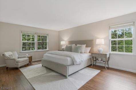 8 Deerwood Trail Warren NJ 07059