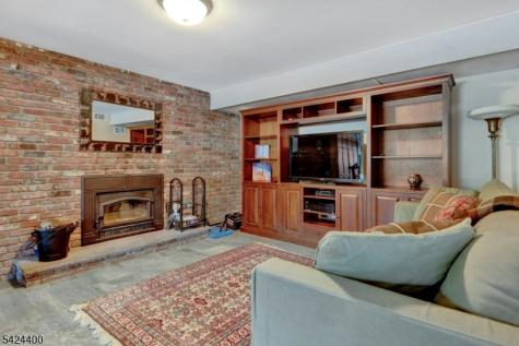259 Long Meadow Road Kinnelon NJ 07405