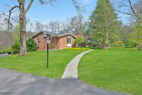 259 Long Meadow Road Kinnelon NJ 07405