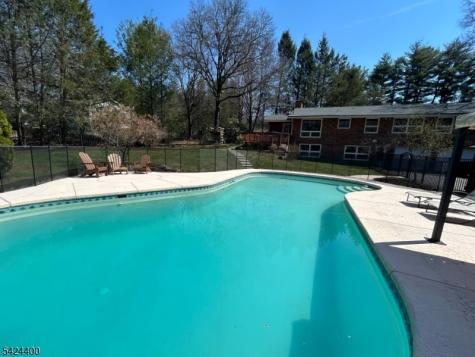 259 Long Meadow Road Kinnelon NJ 07405