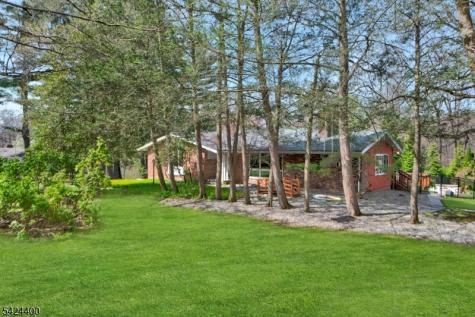 259 Long Meadow Road Kinnelon NJ 07405