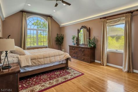 1 Curtis Trail Bridgewater NJ 08836