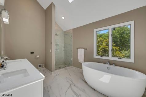 1 Curtis Trail Bridgewater NJ 08836