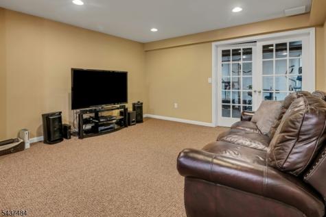 1 Curtis Trail Bridgewater NJ 08836