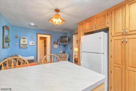 61 Beech Street Woodbridge NJ 08863