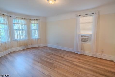 95 Beech Street East Orange NJ 07018