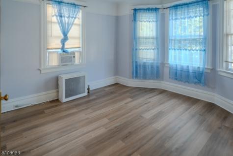 95 Beech Street East Orange NJ 07018