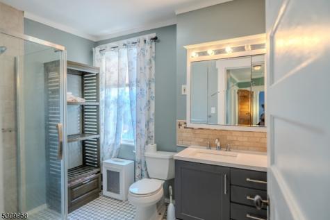 95 Beech Street East Orange NJ 07018