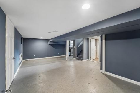 19 Elmwood Avenue West Orange NJ 07052