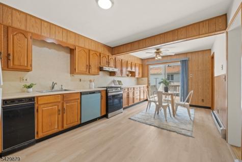 765 Chase Avenue Lyndhurst NJ 07071