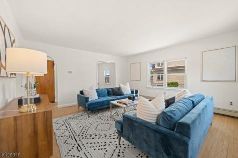 765 Chase Avenue Lyndhurst NJ 07071