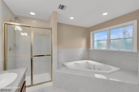 4 Dumont Court Bridgewater NJ 08807
