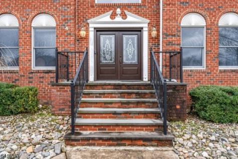 4 Dumont Court Bridgewater NJ 08807