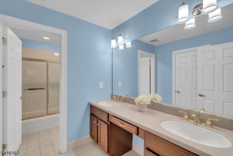 4 Dumont Court Bridgewater NJ 08807