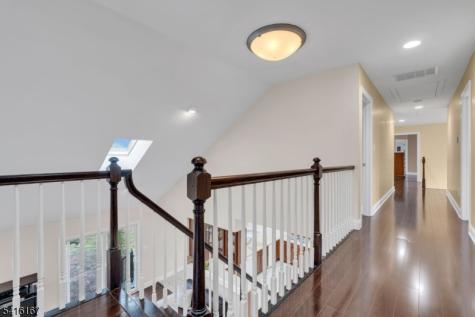 4 Dumont Court Bridgewater NJ 08807