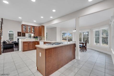 4 Dumont Court Bridgewater NJ 08807