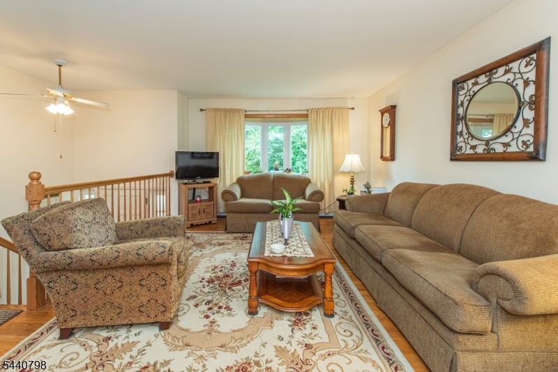 309 Knox Way Hopatcong NJ 07843