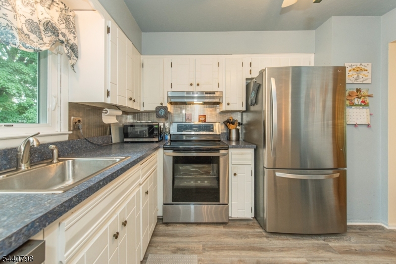 309 Knox Way Hopatcong NJ 07843