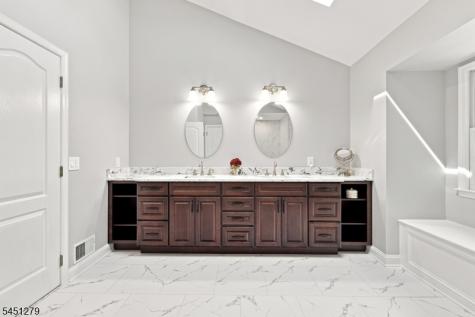 39 Ascot Drive Washington NJ 07853