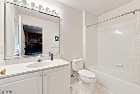 39 Ascot Drive Washington NJ 07853